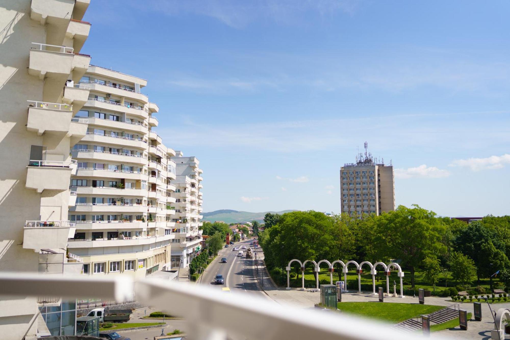 Pasiro Aparthotel Alba Iulia Luaran gambar